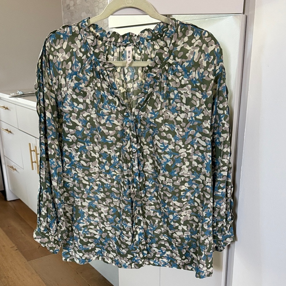 Chic Floral Cotton Blouse - Blue and Green